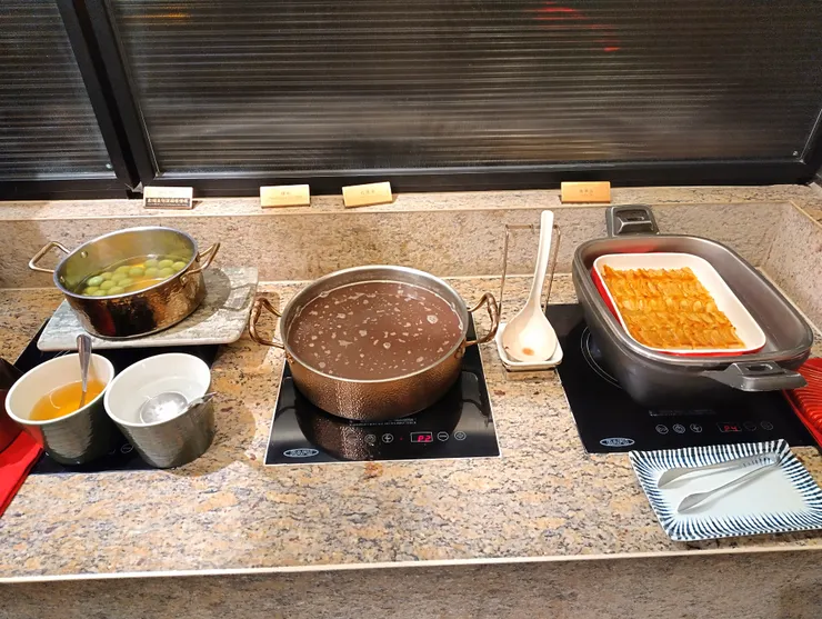 蘋果派 紅豆湯 白玉湯圓