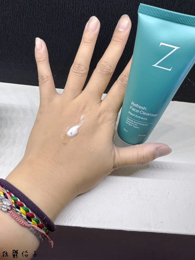 洗面乳質地清爽