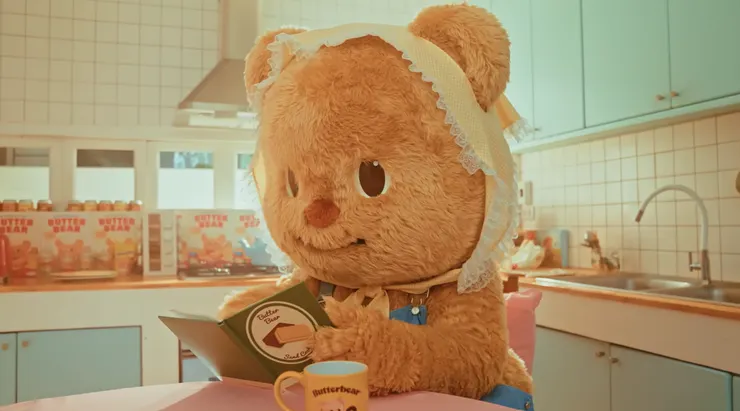 Photo from official MV on YouTube Butterbear channal