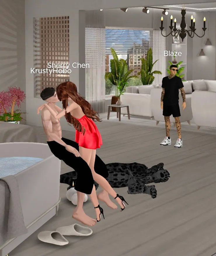 腦公正準備衝刺時，恰好有網友入了這公開房，讓我變得更興奮（咦？）