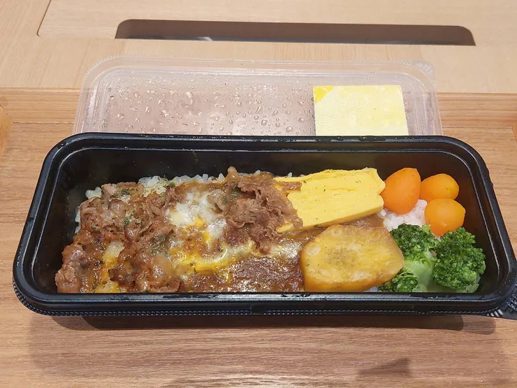 日式咖哩佐醬燒牛五花