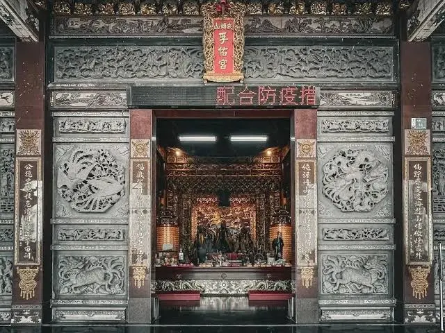 浮雕工藝精湛（圖片截圖於網路）