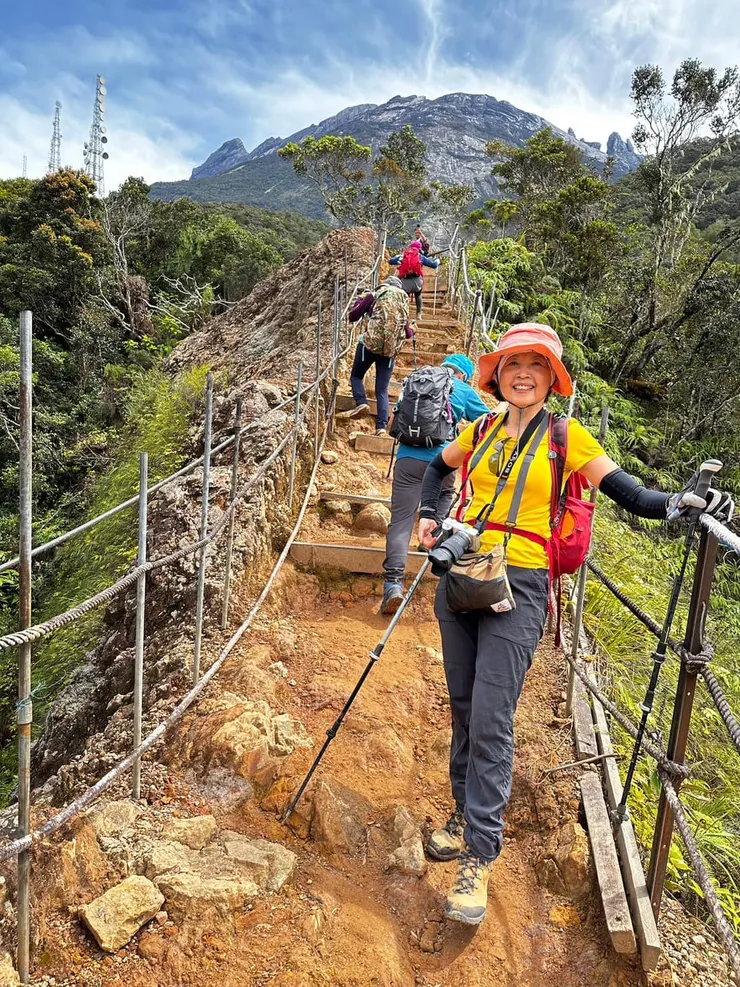 這一段有像谷關白毛山快要登頂前的瘦稜