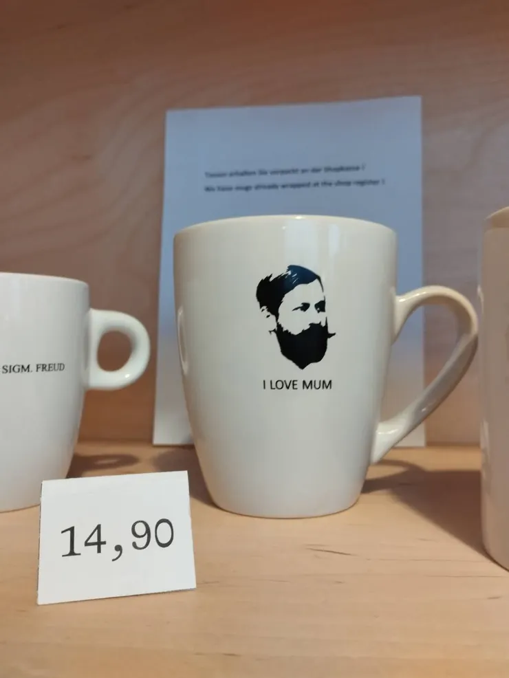 "I love mum"的馬克杯