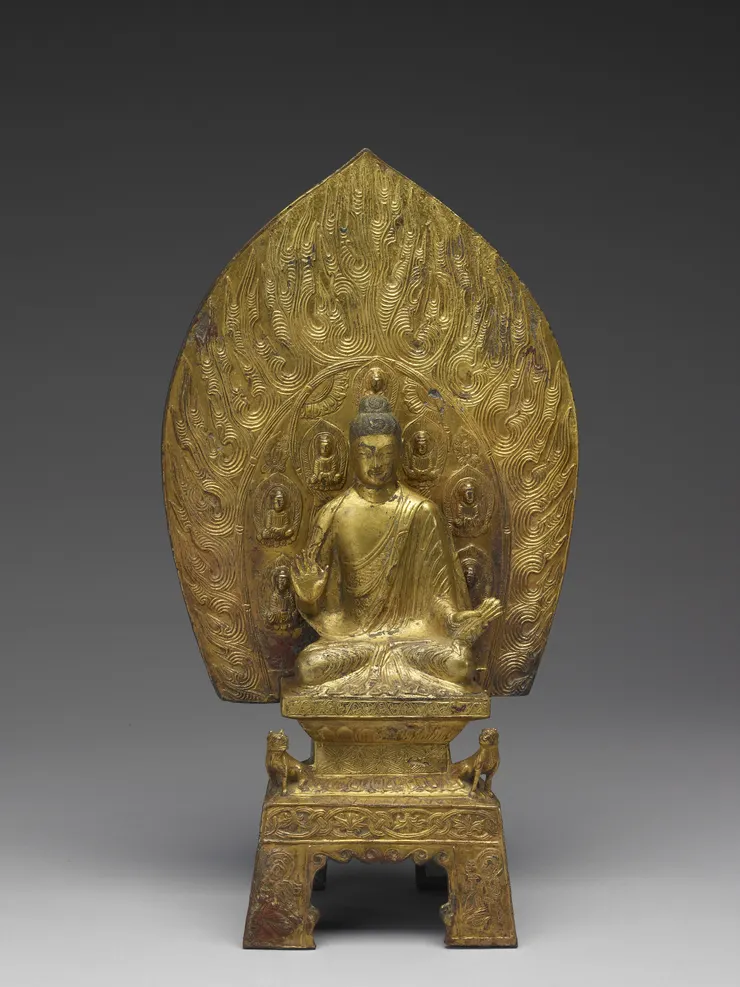 北魏太和元年,釋迦牟尼佛坐像。右手即為施無畏印。圖片來源:故宮
https://theme.npm.edu.tw/selection/Article.aspx?sNo=04001044