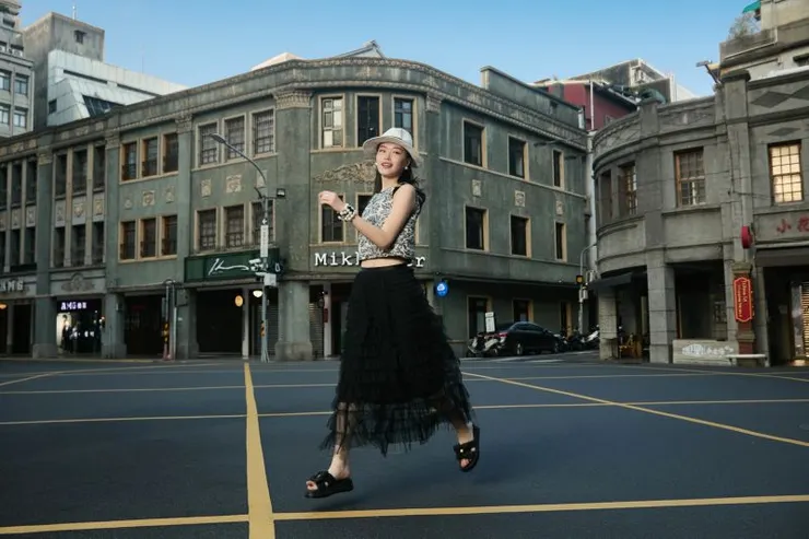 ▲奇威集團啟動跨界轉型計畫,升級為整合穿搭的女性風格平台。