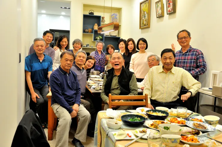 【丙午春酒，月悅酩久違的全員到齊。】