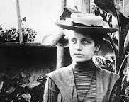 莉澤邁特納(Lise Meitner)
