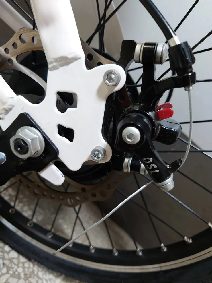 碟煞卡鉗固定螺絲