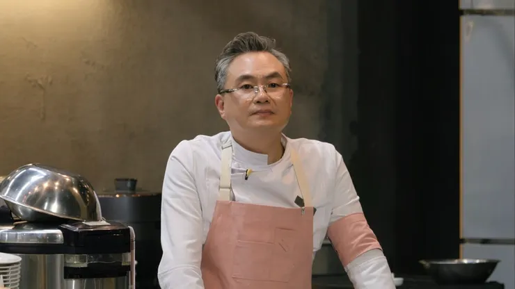 忘不了安惟鍟主廚的落寞表情。圖片取自Netflix