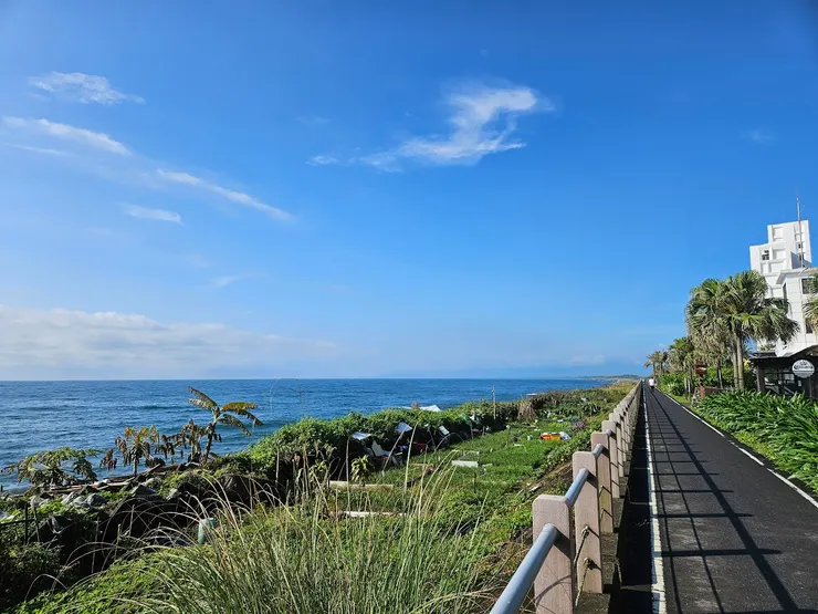 頭城路邊的海邊 天氣好怎麼照的好看