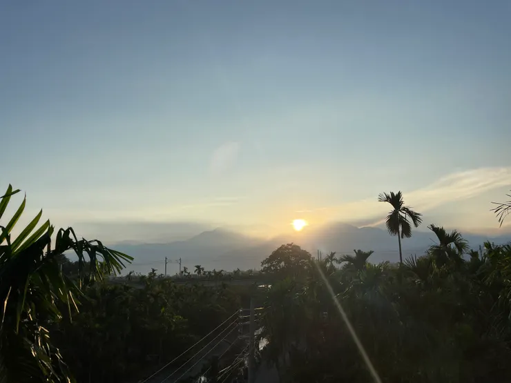 去年二零二五年，九月份的日出。