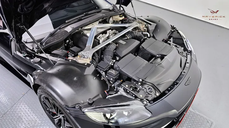 Aston Martin Vantage V8外匯車引擎