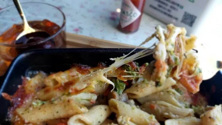 安南區聚餐/包場首選【貓的法小館】療癒系貓咪餐廳必訪！天然自