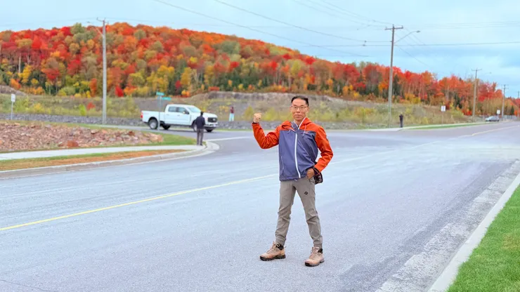 休息站短暫停留跟楓紅合照