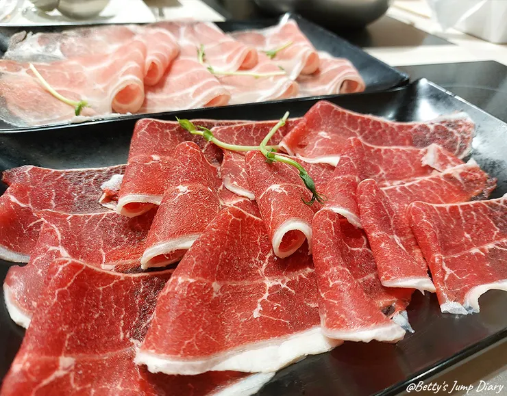 ▲荖子鍋PLUS家樂福平鎮店美食街內/ 圖片來源:Betty's Jump Diary