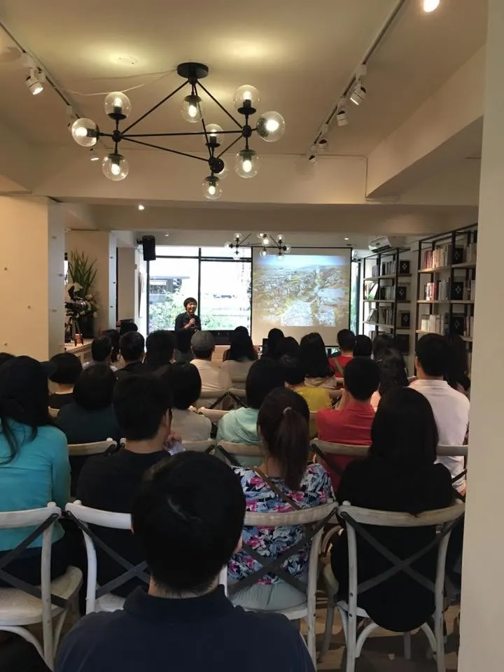 滿滿的親朋好友