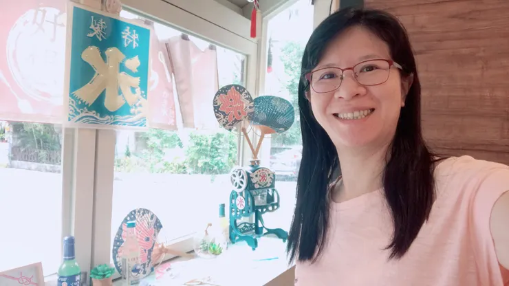 日式風格的窗，讓人想待在這裡放空一下