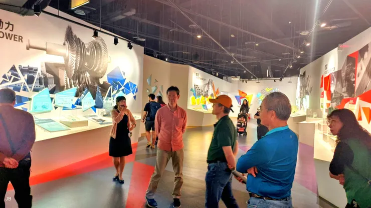 【聽導覽重溫九二一昨夜大震猶驚！專人導覽，最後還去地震教育中心體驗模擬的九二一地震。】