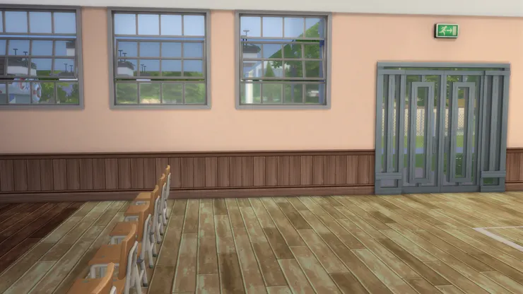 我覺得只得接待處的門和後門能進出校園很不安全和不便，所以在禮堂裏也加了這扇門。我很怕一個地方只得一兩個出口，尤其禮堂這麼多師生聚集。