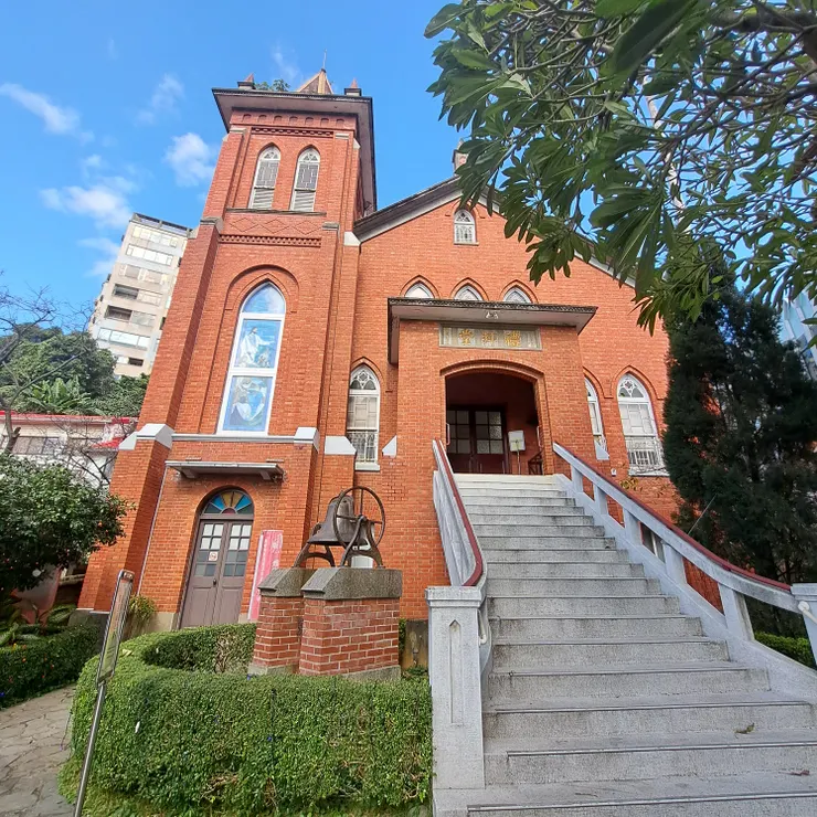 走到這裡，腳步自然慢了下來。