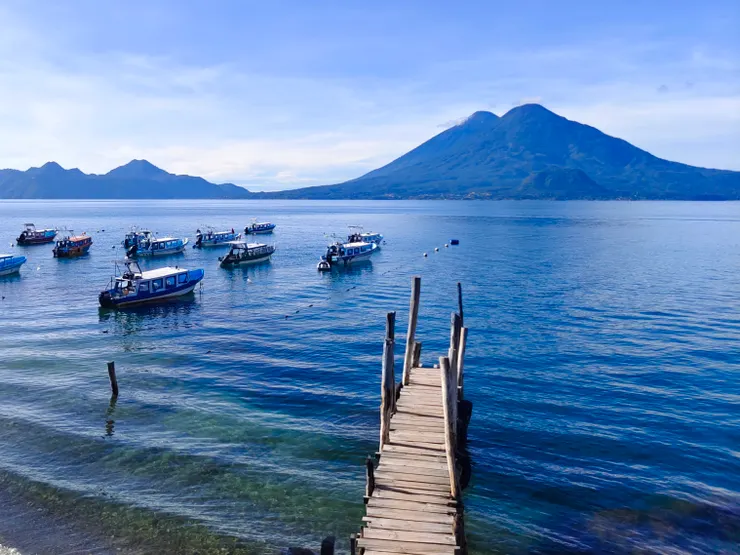 瓜地馬拉安蒂特蘭湖。