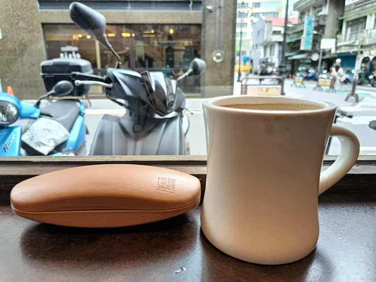 我待了兩個半小時左右,很有效率的完成兩篇文章