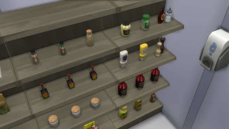 各款醬汁也能在這裏找得到。在樓上選完新鮮食材,怎麼可以不下來買?