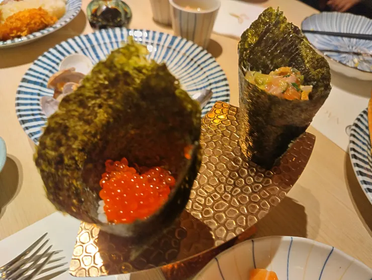 手捲料滿多的可惜有白飯