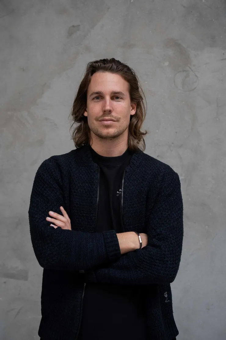 via https://belgiumisdesign.be/sites/default/files/styles/w1800/public/2024-07/joachim_froment_c_futurewave_ldef.jpg?itok=YABgpR8e