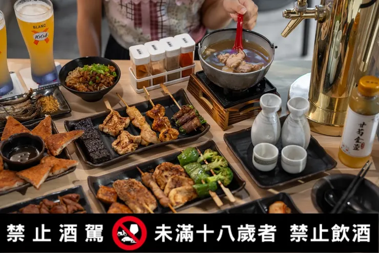 [台北信義]柒息地串燒居酒屋信義店，兩壺熱清酒149元！台北101附近神醬串燒19元起，Dcard與PTT兩大論壇推薦台北居酒屋