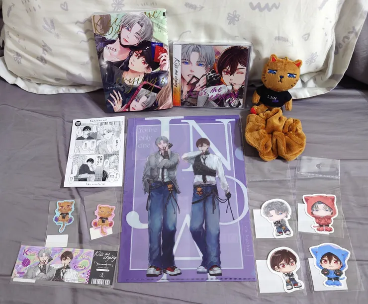 貼紙都太可愛了!但我該多買幾張的...這樣才能貼其他地方裝飾一下!(吶喊)