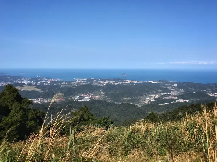 清楚眺望基隆市區、北海岸與基隆嶼