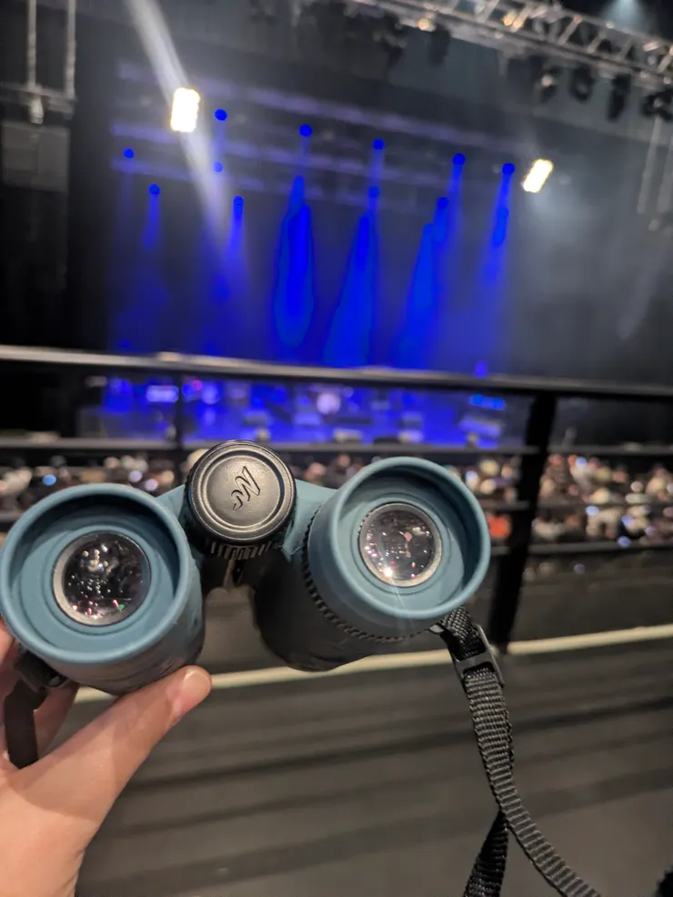 準備望遠鏡沒用上，放大到只有臉的畫面實在太害羞~~~~