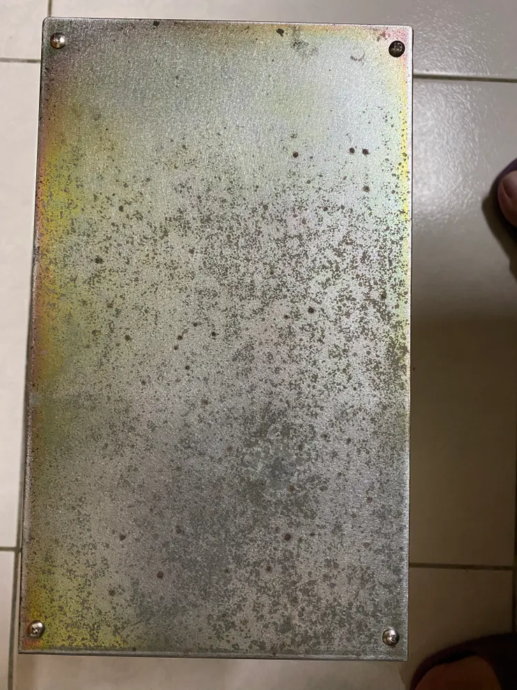 鏽蝕的面積蠻大的