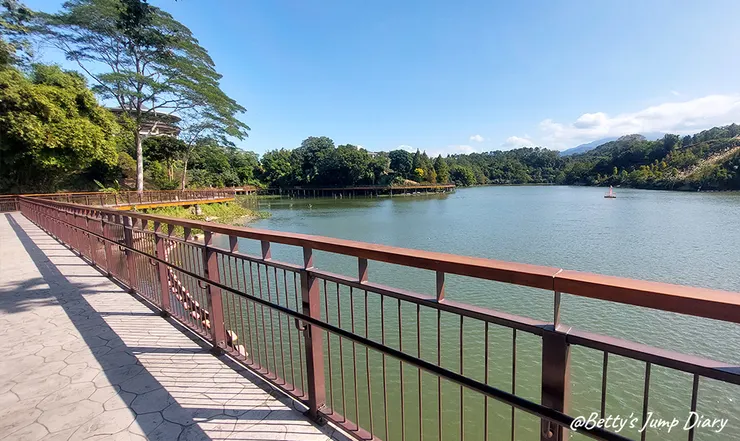 ▲新竹峨眉湖環湖步道-至真段/圖片來源:Betty's Jump Diary
