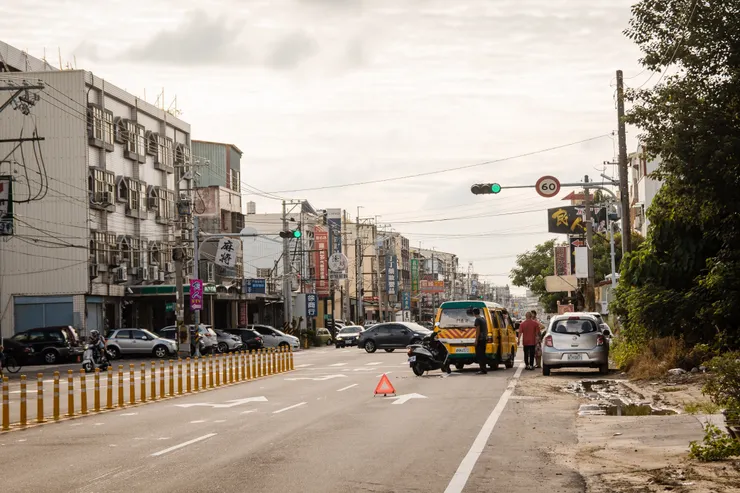 員鹿路埔心段由於交通量較大，所以時常發生車禍