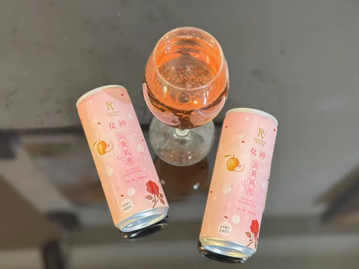 很喜歡PV輕氣泡口感，再加上口味不甜膩，喝起來很清爽