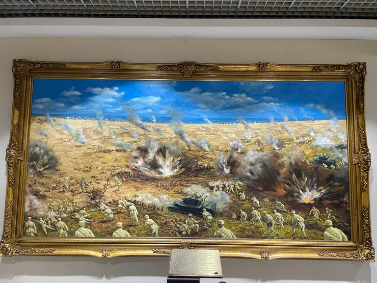 古寧頭戰史館中巨幅的戰爭畫像。