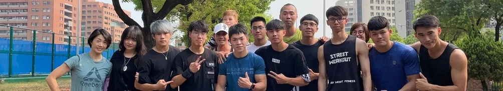 李盛 Lee Sheng的沙龍