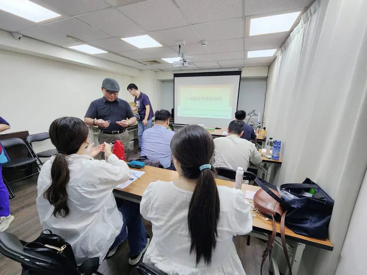 台北火車站金融B教室 見好眼視光