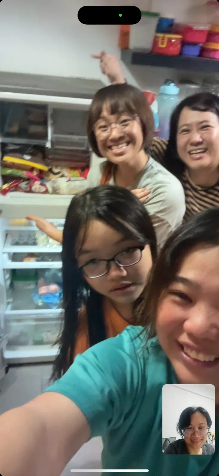 被小天使填滿冰箱的時刻