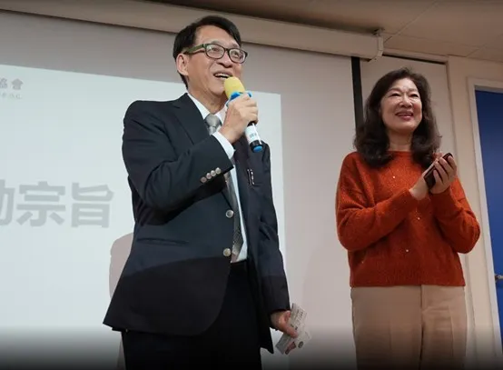 中華民國腦性麻痺協會理事長劉漢宗與榮譽理事長卓碧金在致詞中深表感謝，除支持企業之外，更感謝社工與特教老師的付出。