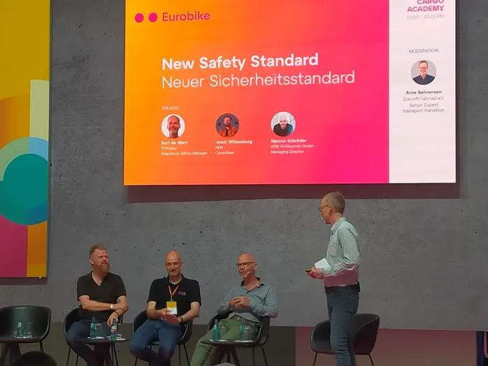 新產品安全標準座談會