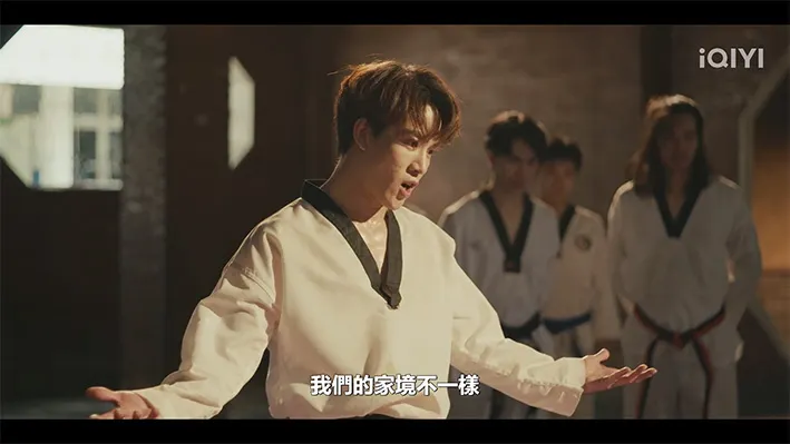 不得不說Carbon的嘴臉演得確實讓人咬切齒的想給他飛踢過去🤬