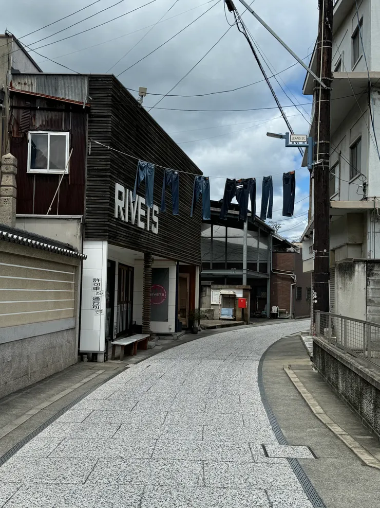 有點安靜復古的日本街道而且又沒有人,真的好喜歡