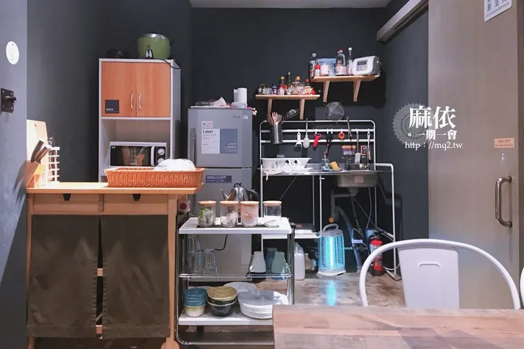 東門3號膠囊旅店