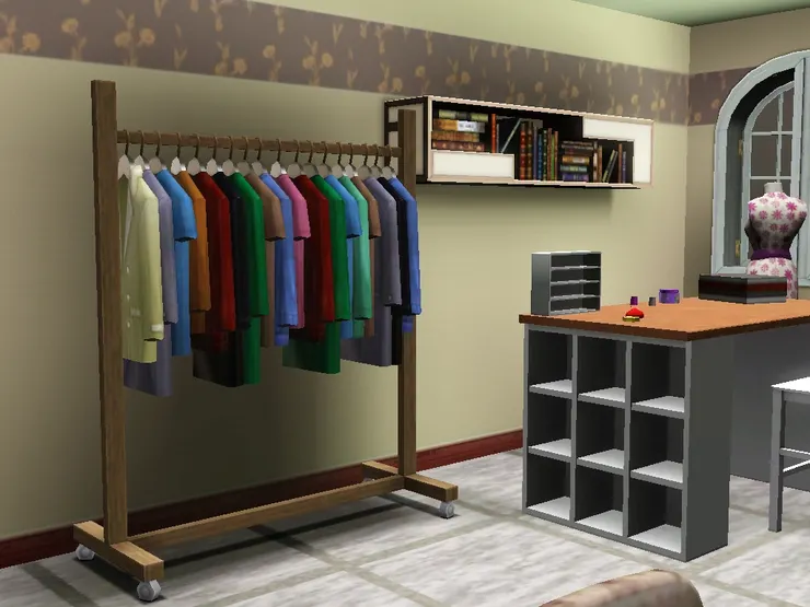 特意擺放了一排的架子讓設計師掛起成品。看來可以拿出去賣了。