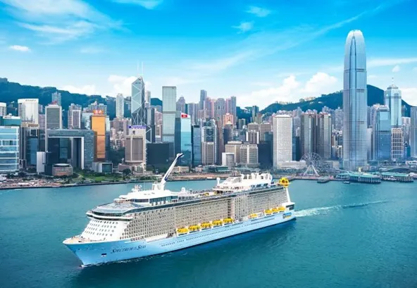 海洋光譜號香港啟航