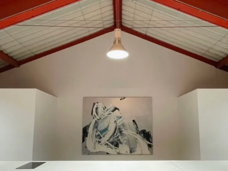 《TAKAMURA COFFEE ROASTERS》空間寬敞又美